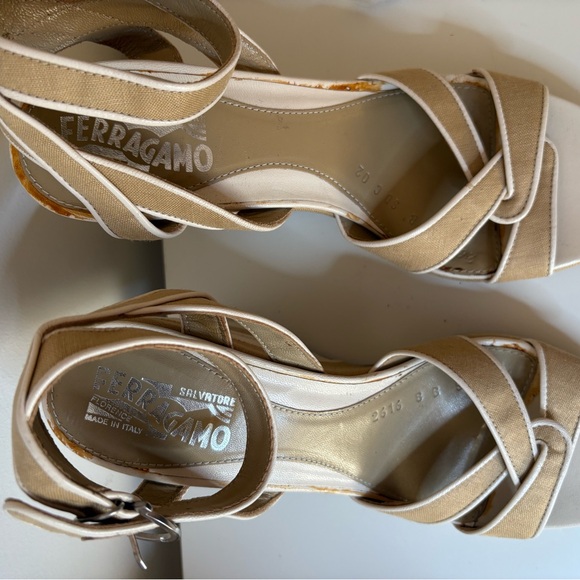 Salvatore ferragamo wedges size 8 - Picture 3 of 4